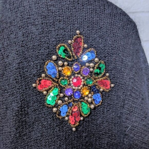 Vintage KAREN SCOTT Angora Wool Jeweled Cardigan M - Picture 4 of 8